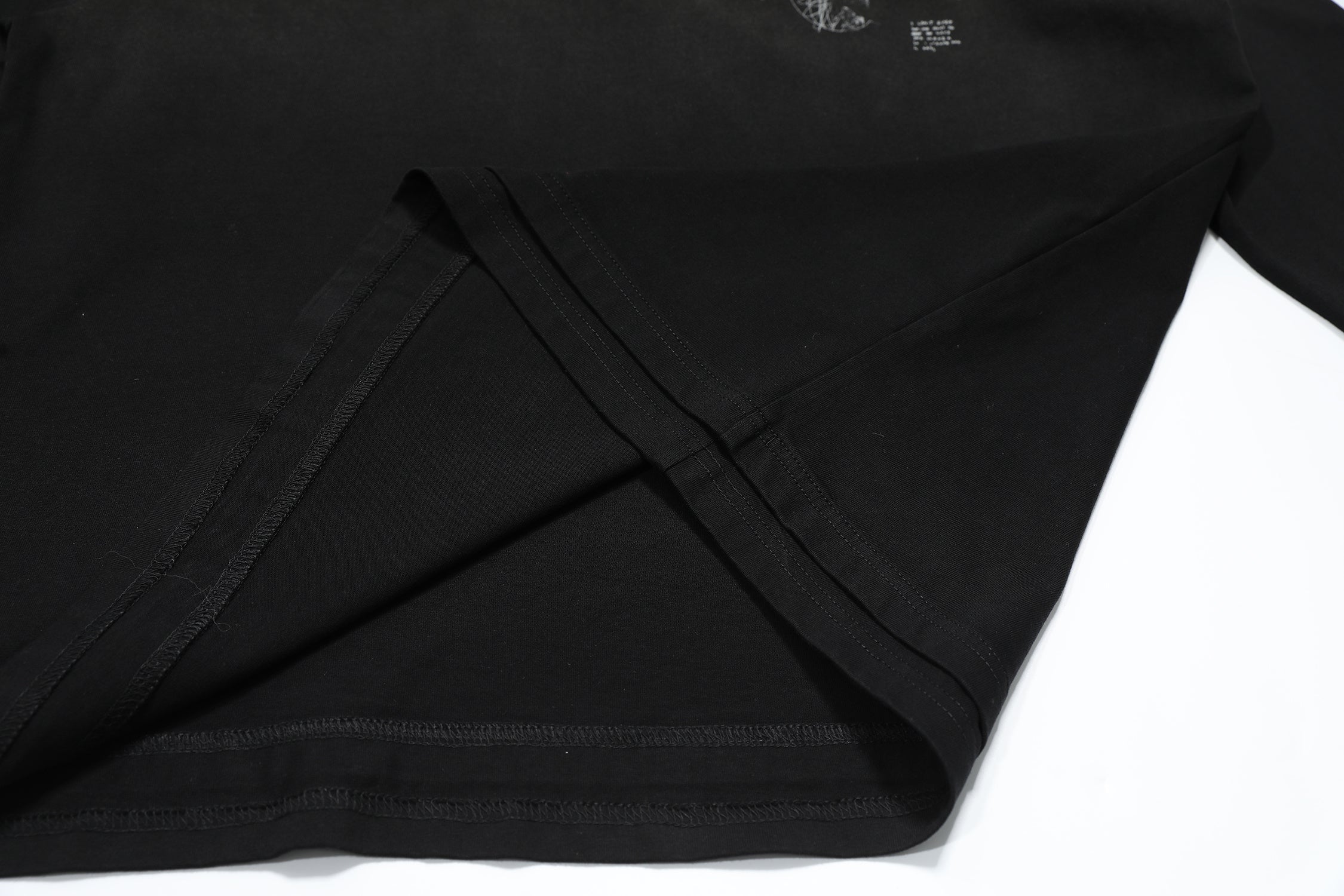 Distress Henley Longsleeve