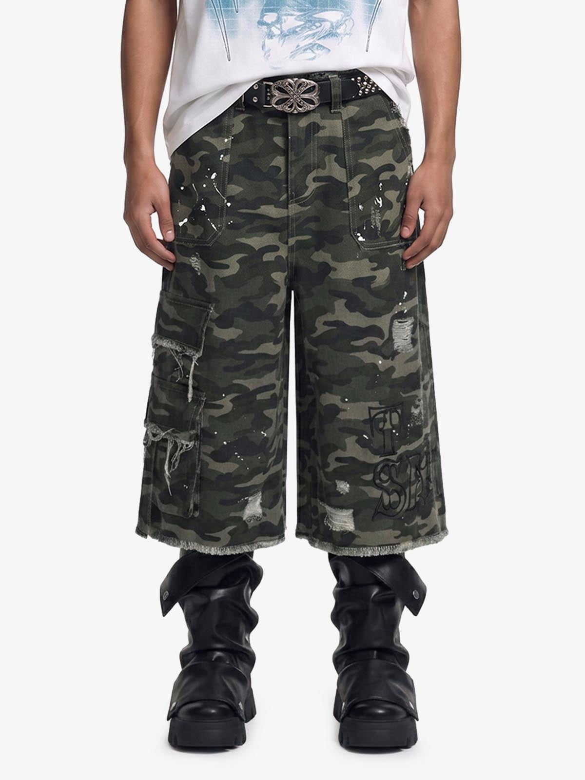 Distressed Camo Multi-Pocket Straight-Leg Jorts - 2611