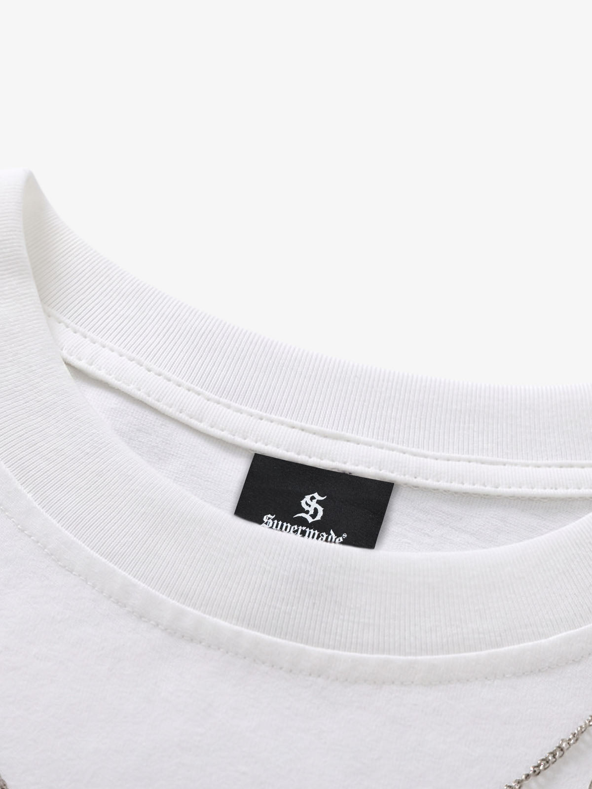 Letter Graphic Necklace Tee