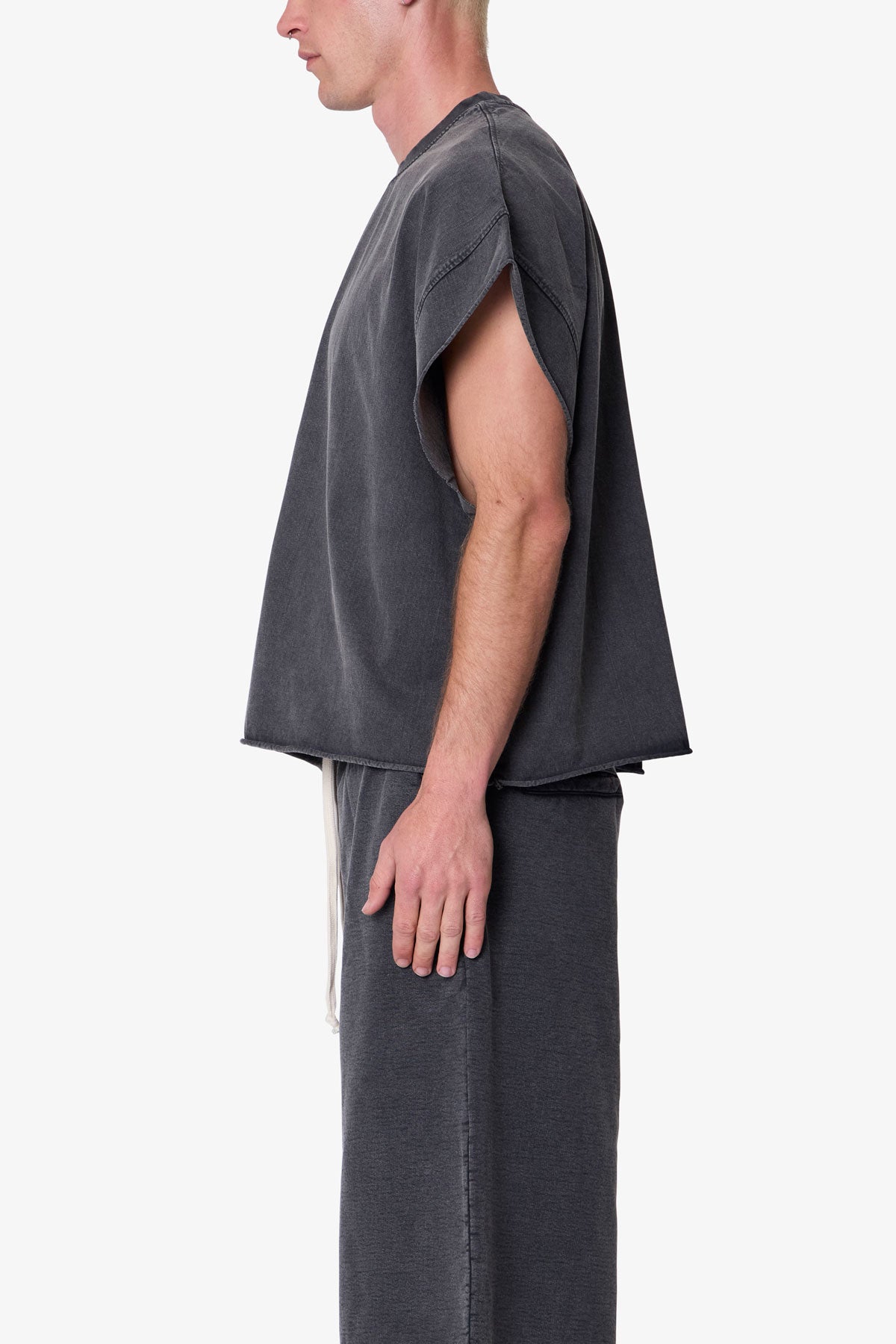 Cut Off Tee - Washed Black