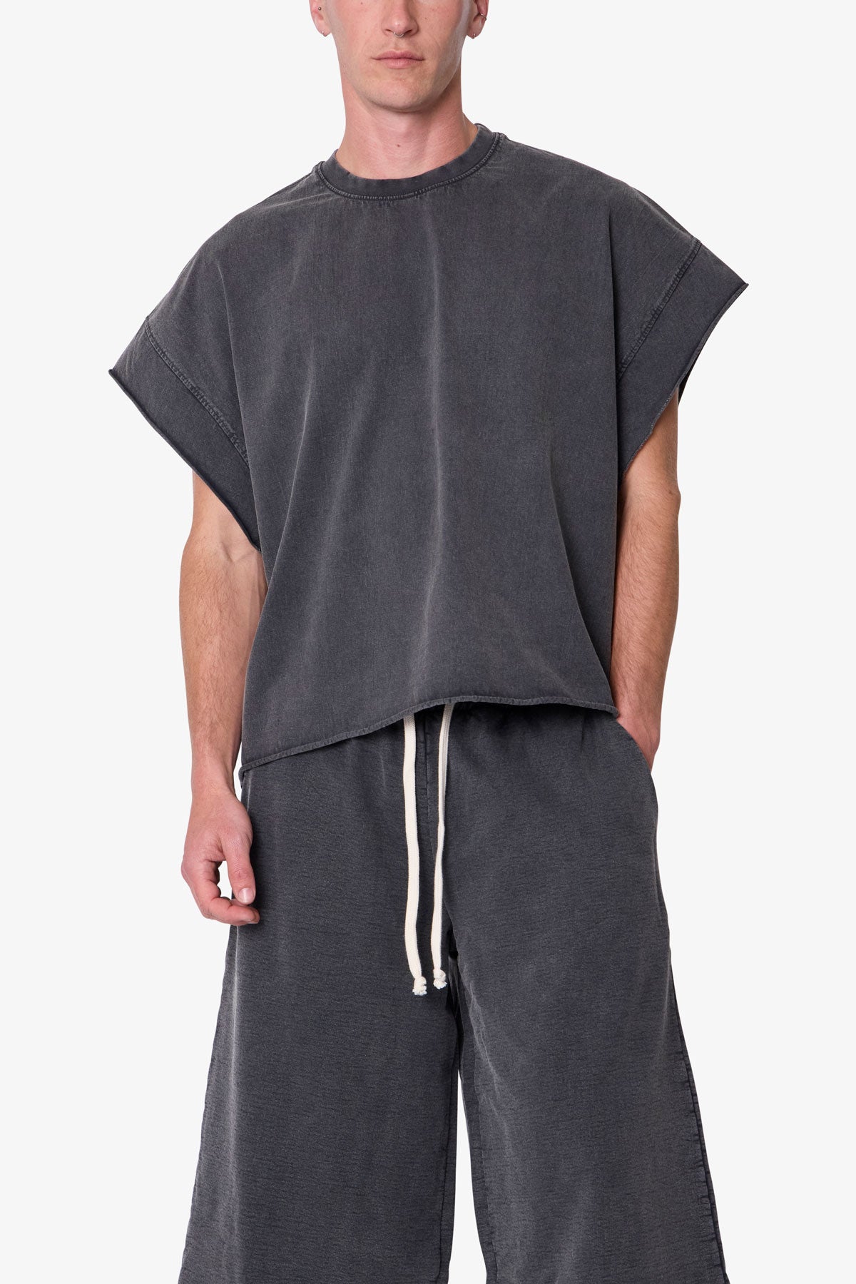 Cut Off Tee - Washed Black