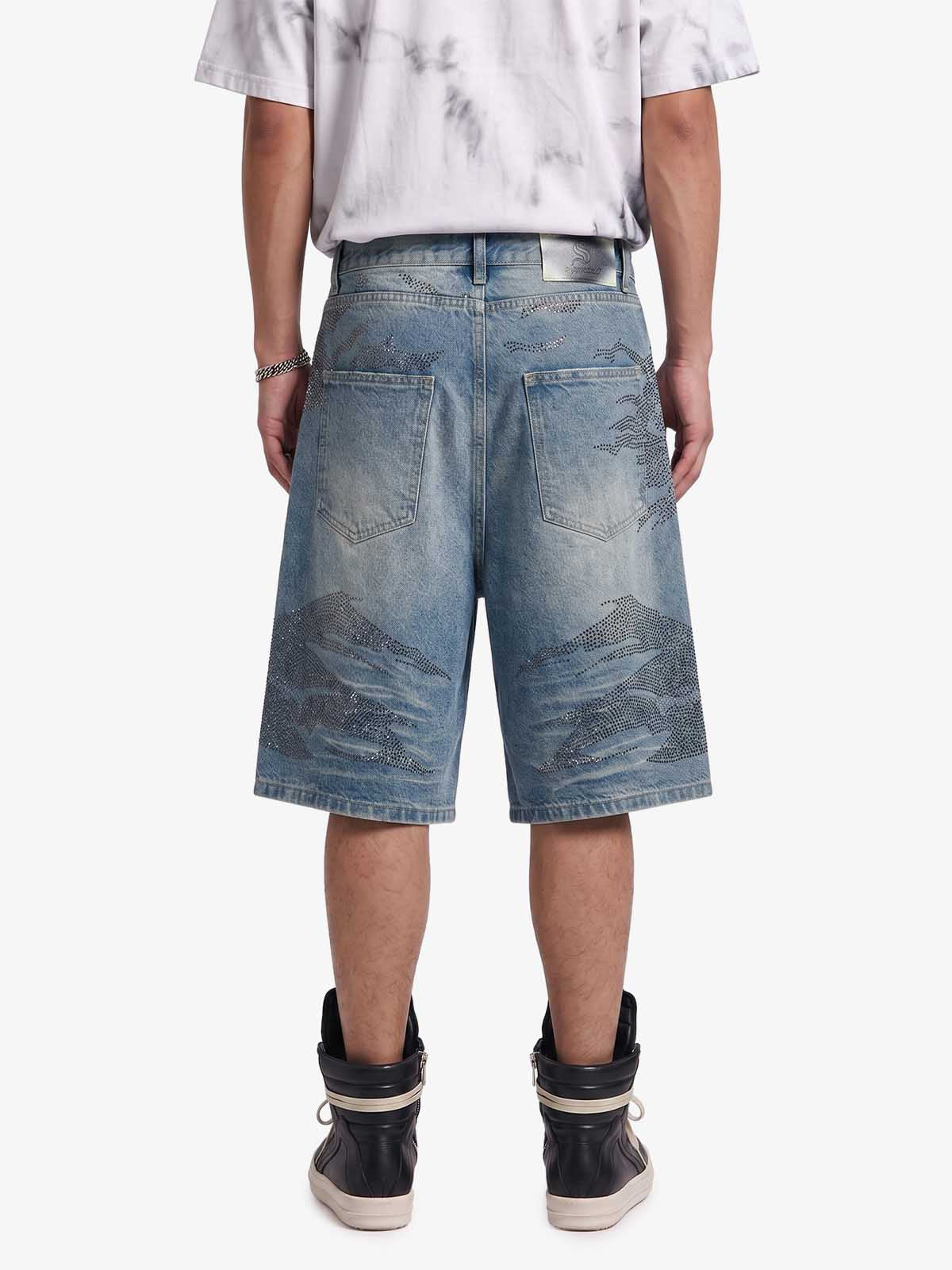 Mountain Motif Bermuda Shorts